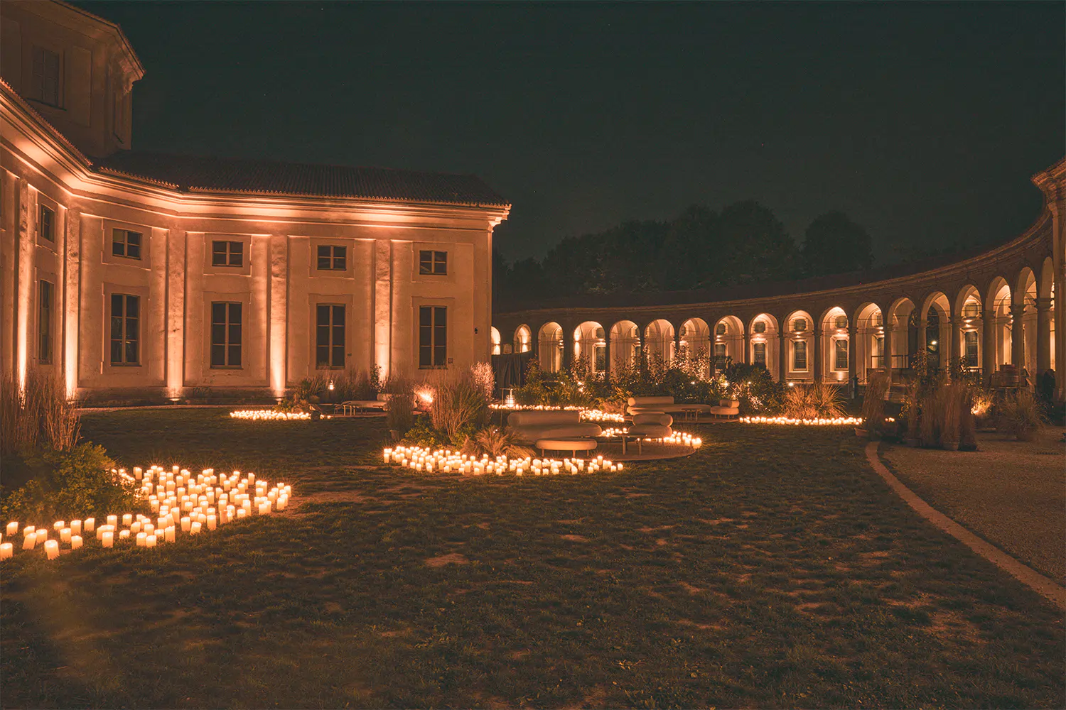 ROTONDA DELLA BESANA DI NOTTE