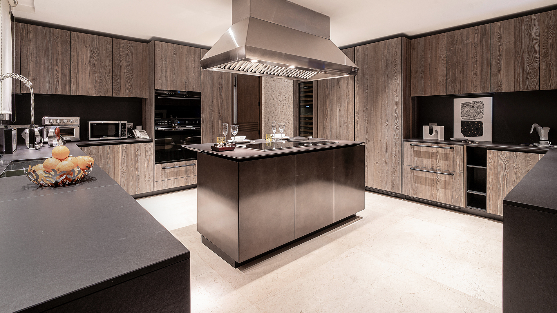 Copertina Makati City (K14 & XILA)